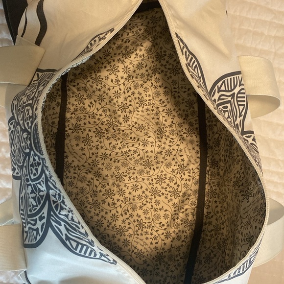 Life is Good duffle bag - Picture 6 of 14